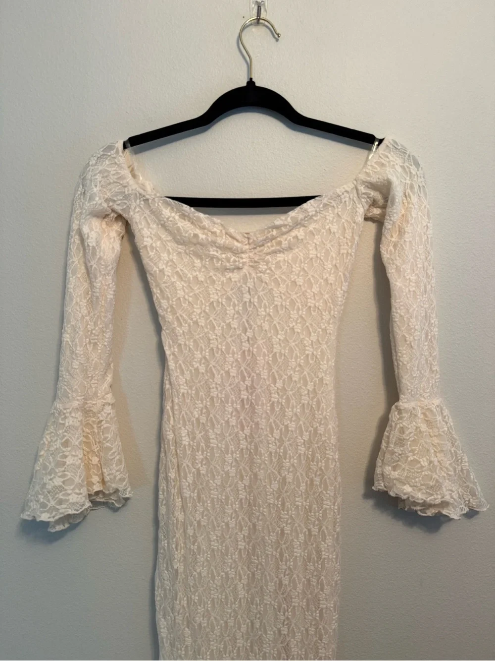 NEW Oh Polly Verena Ivory Off-Shoulder Ruffle Lace Mermaid Bodycon Maxi Dress XS - Picture 6 of 10